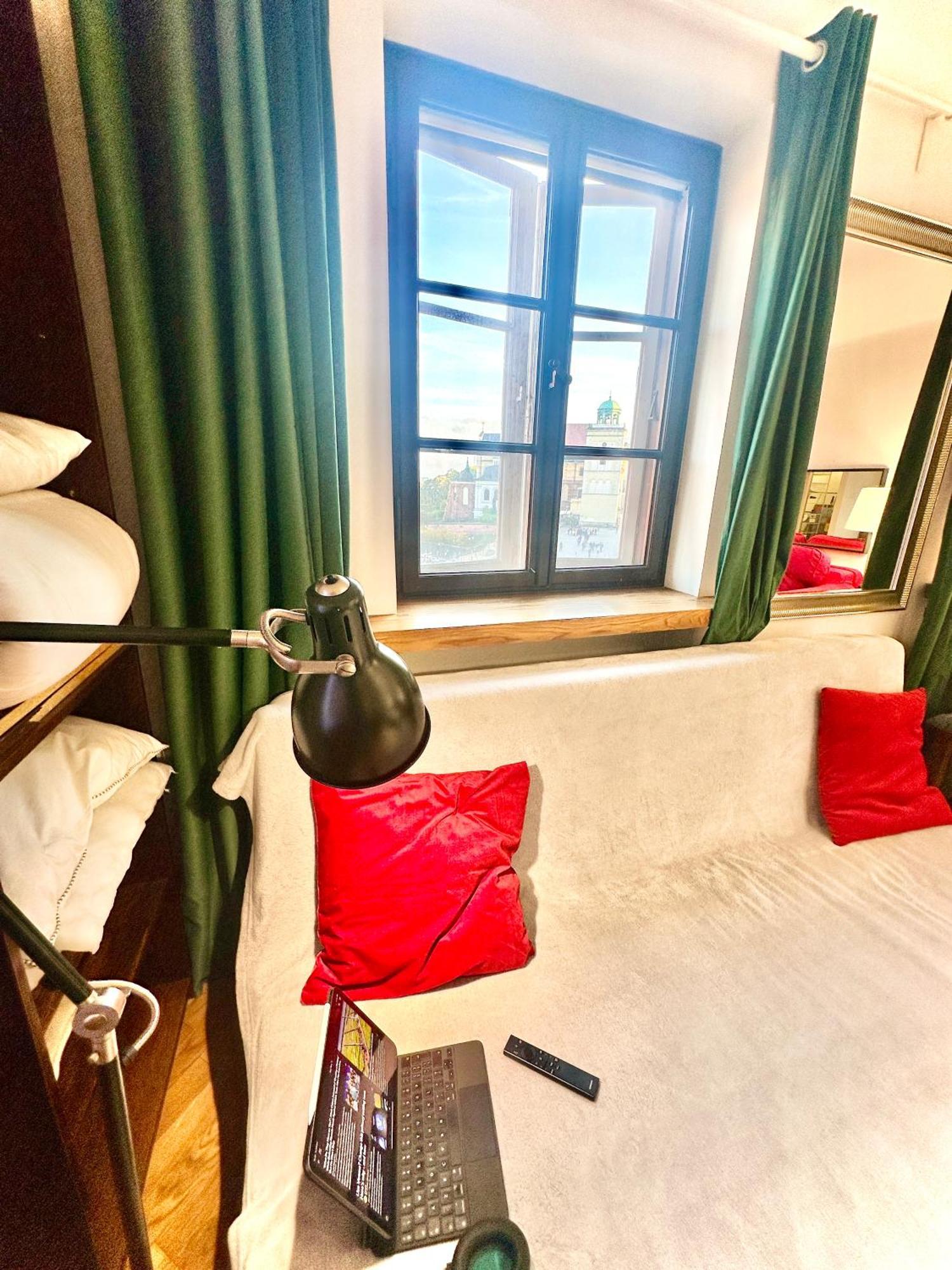 Old Town Best View Wifi 300 Mb/S Huge Screen Netflix Appletv Amazontv Warsaw Ngoại thất bức ảnh