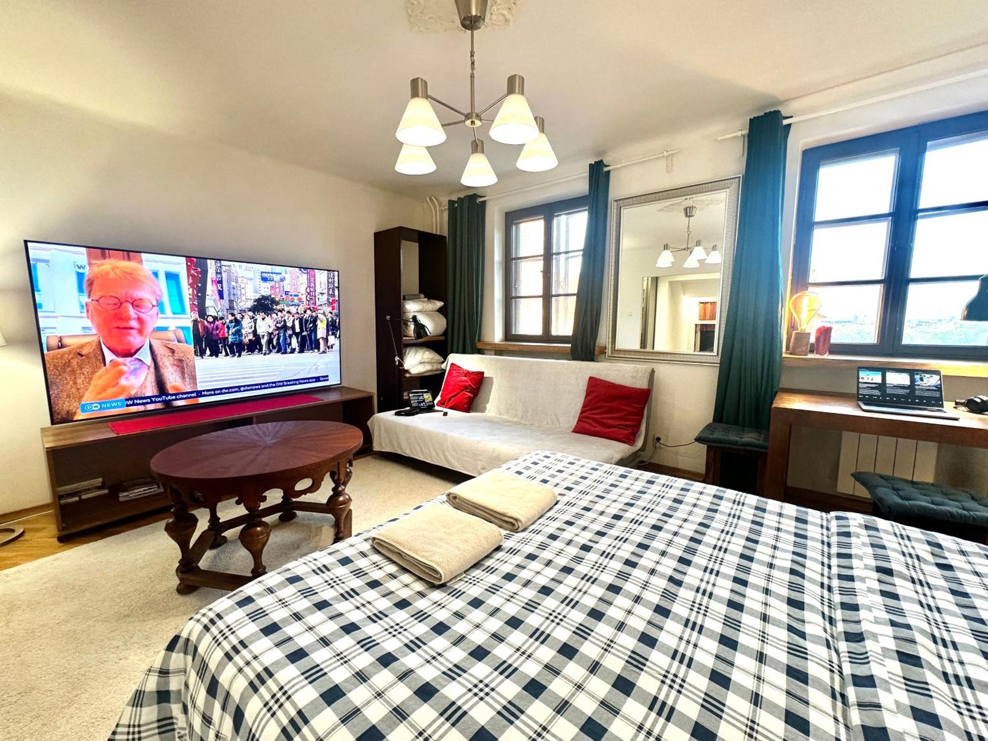 Old Town Best View Wifi 300 Mb/S Huge Screen Netflix Appletv Amazontv Warsaw Ngoại thất bức ảnh