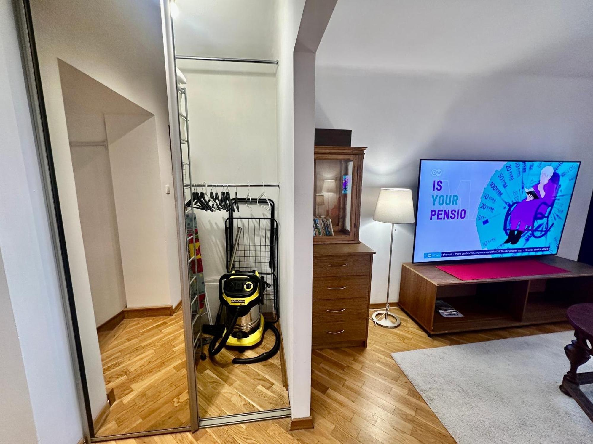Old Town Best View Wifi 300 Mb/S Huge Screen Netflix Appletv Amazontv Warsaw Ngoại thất bức ảnh